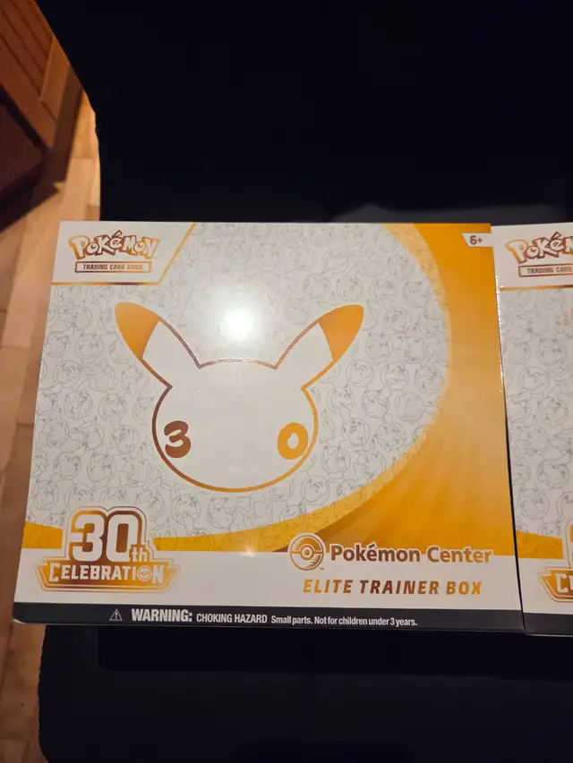 Pokemon center 30th ETB