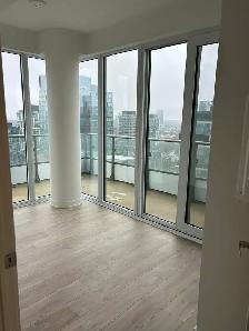 New Downtown Toronto Condo– Private Bedroom-All Utilities & 1Gbp - Photo 6