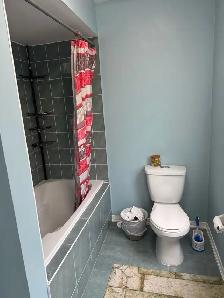 I have One private Room Rent is in Brampton - Photo 6