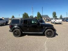 2018 Jeep Wrangler Unlimited Sahara  4X4 HARD TOP