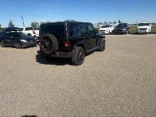 2018 Jeep Wrangler Unlimited Sahara  4X4 HARD TOP - Photo 2