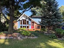 Stunning 4 bedroom 2 bathroom home with large fenced garden