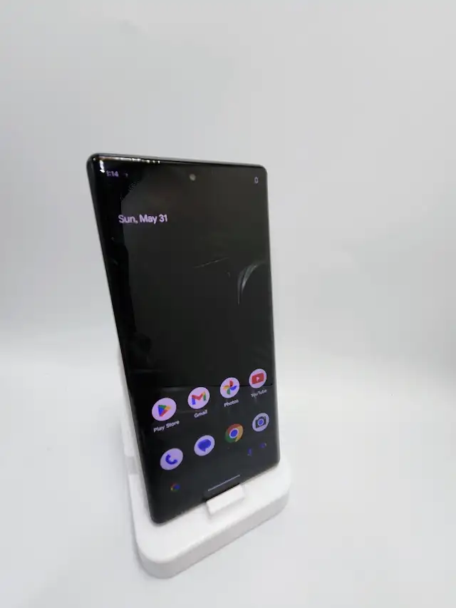 Google Pixel 6 pro 128gb Black 3 Months Warranty W/Charger