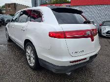 2012 Lincoln MKT 7 Passanger AWD - Photo 4