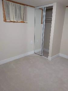 2 bedrooms  1 bath basement for rent! - Photo 4
