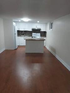 2 bedrooms  1 bath basement for rent! - Photo 5