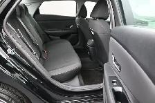 2026 Hyundai Elantra Preferred Tech Bluelink, Sunroof, Apple/And - Photo 21