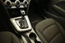 2020 Hyundai Elantra Essential Heated Seats, Backup Camera, LOW - Photo 9