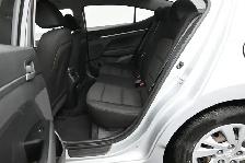 2020 Hyundai Elantra Essential Heated Seats, Backup Camera, LOW - Photo 16
