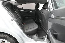 2020 Hyundai Elantra Essential Heated Seats, Backup Camera, LOW - Photo 19