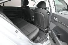 2020 Hyundai Elantra Essential Heated Seats, Backup Camera, LOW - Photo 21