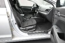 2020 Hyundai Elantra Essential Heated Seats, Backup Camera, LOW - Photo 26