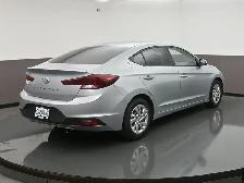 2020 Hyundai Elantra Essential Heated Seats, Backup Camera, LOW - Photo 32