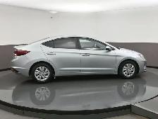 2020 Hyundai Elantra Essential Heated Seats, Backup Camera, LOW - Photo 33