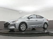 2020 Hyundai Elantra Essential Heated Seats, Backup Camera, LOW - Photo 38