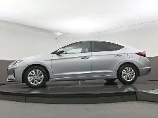 2020 Hyundai Elantra Essential Heated Seats, Backup Camera, LOW - Photo 39