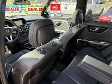2015 Mercedes-Benz GLK-Class //AMG PKG & MEMORY PKG | ONE OWNER - Photo 44