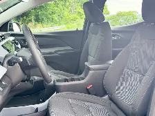 2027 Chevrolet Bolt LT- Comfort Pkg - Heated/Cooled Seats - Photo 21