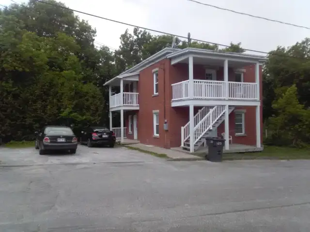 5½ Centre-Ville de Sherbrooke