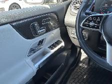2022 Mercedes-Benz GLB 250 4MATIC/NAVIGATION/360 CAM/PANO ROOF/F - Photo 35