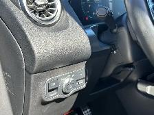 2022 Mercedes-Benz GLB 250 4MATIC/NAVIGATION/360 CAM/PANO ROOF/F - Photo 36