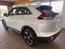 2022 Mitsubishi Eclipse Cross ES - Photo 3