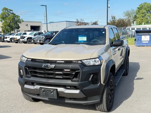 2024 Chevrolet Colorado 4WD Trail Boss Crew Cab Short Box 4-Whee