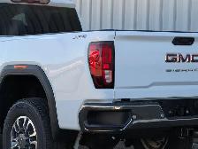 2026 GMC Sierra 3500HD SLE 4WD Crew Cab Long Box SLE - Photo 10