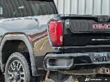 2023 GMC Sierra 3500HD AT4 4WD Crew Cab Standard Box AT4 - Photo 9
