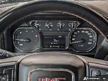 2023 GMC Sierra 3500HD AT4 4WD Crew Cab Standard Box AT4 - Photo 17