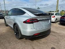 2018 Tesla Model X 75D - Photo 3