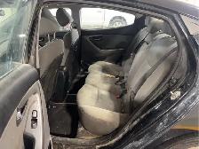 2013 Hyundai ELANTRA - Photo 11