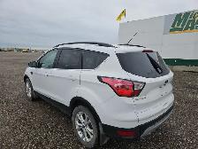2017 Ford Escape - Photo 3