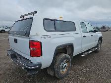 2015 GMC Sierra 2500HD - Photo 5