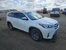 2019 Toyota Highlander Hybrid - Photo 2