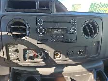 2014 Ford E-350 - Photo 19