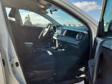 2015 Toyota RAV4 - Photo 25