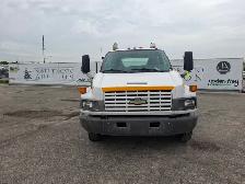 2005 Chevrolet Kodiak C4500 - Photo 2