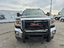 2018 GMC Sierra 2500HD - Photo 2