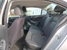 2011 Volkswagen Jetta - Photo 14