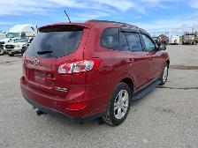 2010 Hyundai SANTA FE - Photo 5