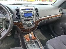 2010 Hyundai SANTA FE - Photo 12