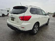 2017 Nissan Pathfinder - Photo 5