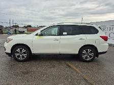 2017 Nissan Pathfinder - Photo 8