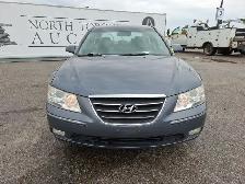 2010 Hyundai SONATA - Photo 2