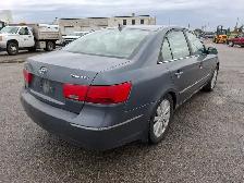 2010 Hyundai SONATA - Photo 5