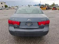 2010 Hyundai SONATA - Photo 6