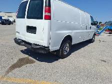 2017 GMC Savana - Photo 5