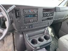 2011 GMC Savana - Photo 12