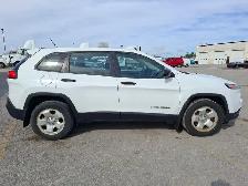 2016 Jeep Cherokee - Photo 4